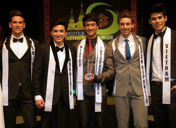 Marco Djelević Virriat, Steven Yoswara, César Augusto Curti, Martin Gardavský, Lê Khôi Nguyên