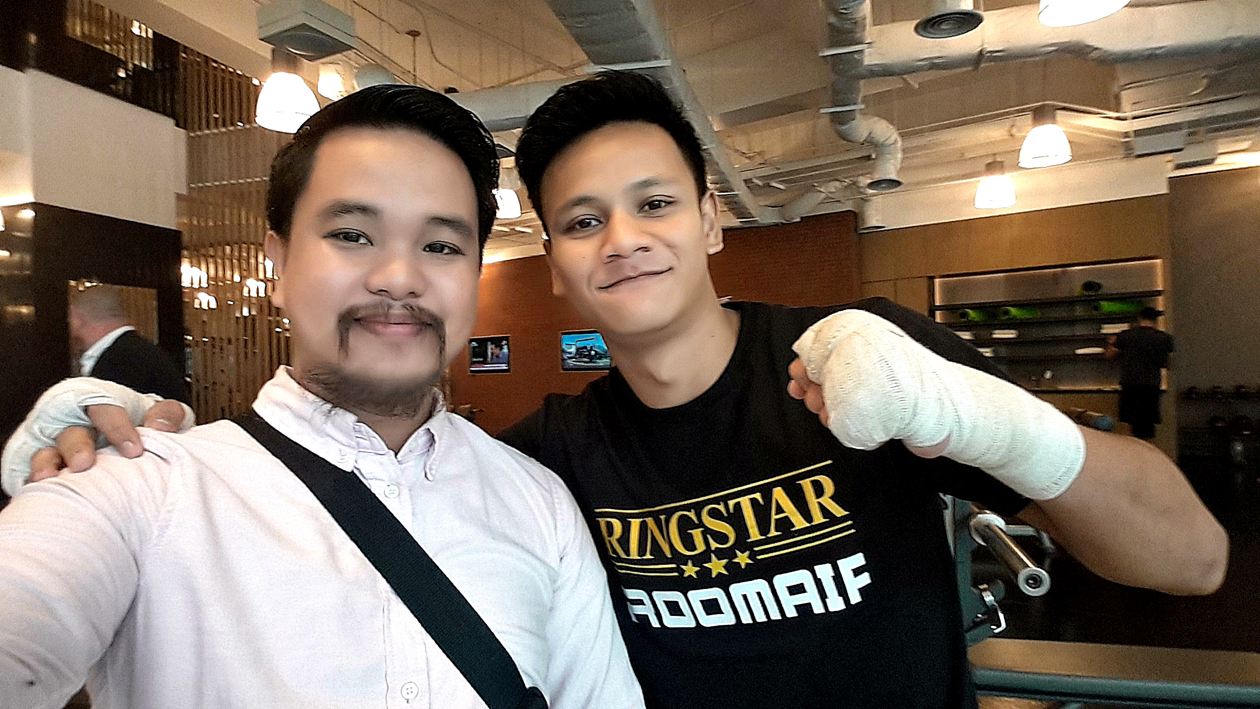 Muhammad Ridhwan Singaporean boxer Muhamad Ridhwan acknowledges Filipino foe Jeson Umbal ...