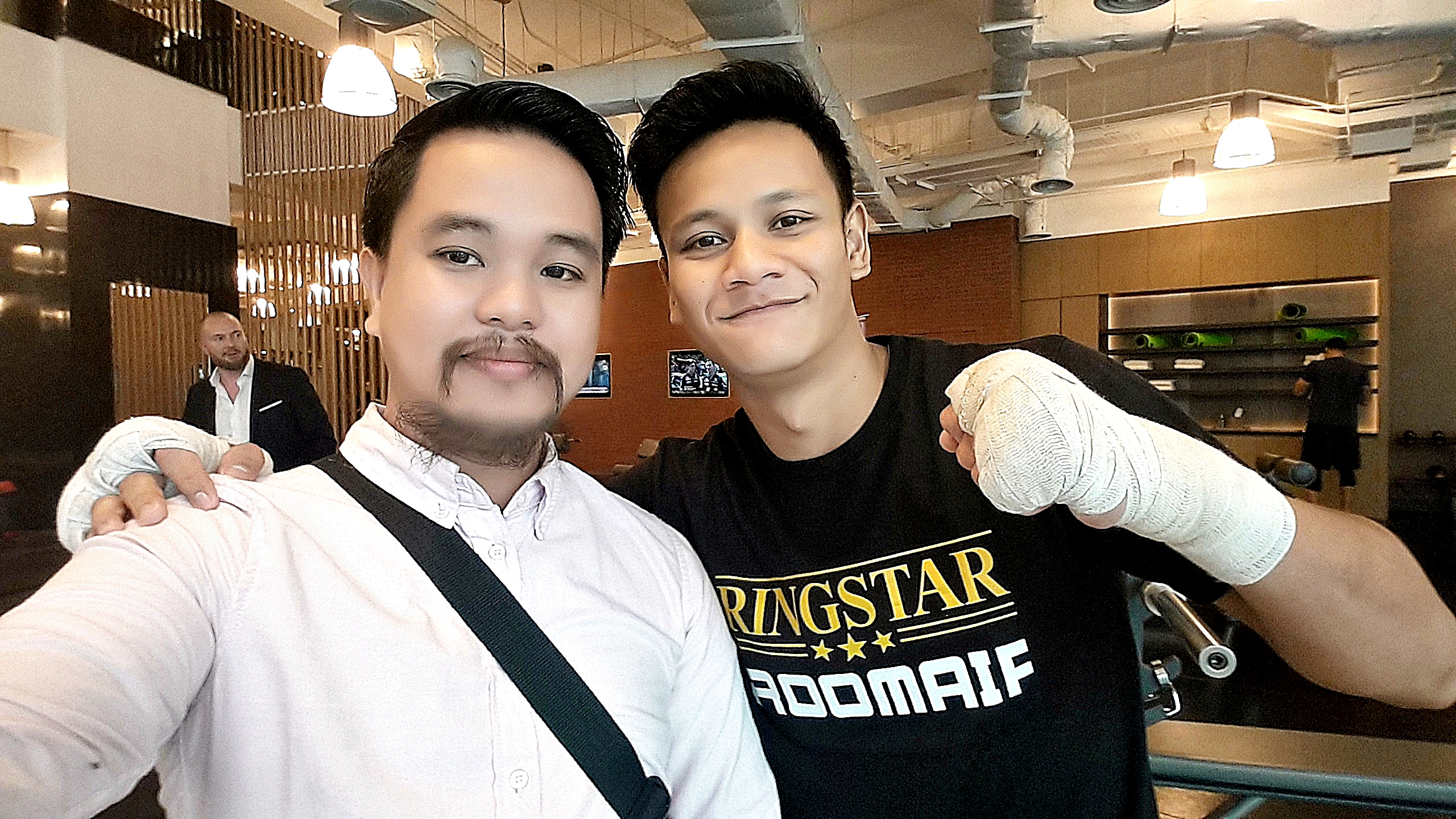 Muhammad Ridhwan Singaporean boxer Muhamad Ridhwan acknowledges Filipino foe Jeson Umbal ...