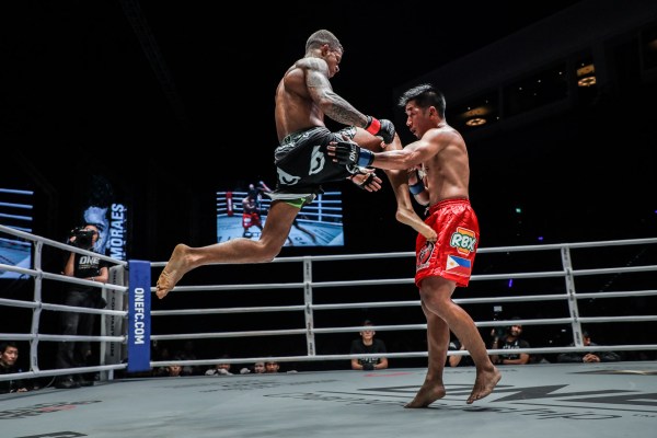 Adriano Moraes, Geje Eustaquio