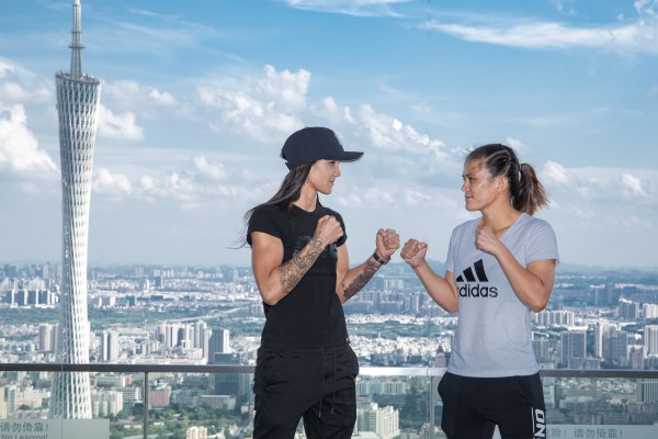 Istela Nunes, Gina Iniong