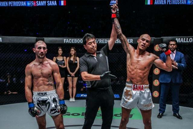 Armen Petrosyan, Atsushi Onari, Samy Sana (© ONE Championship)