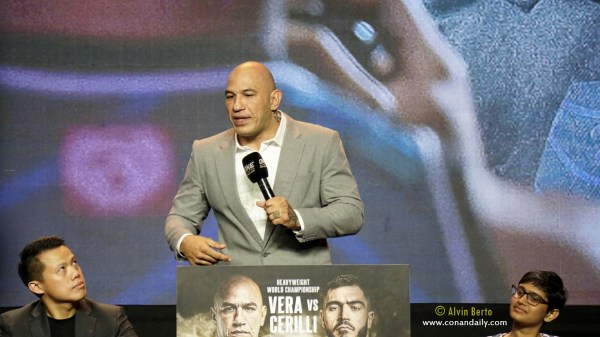 Hua Fung Teh, Brandon Vera, Marita Abraham (© Alvin Berto)