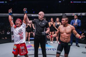 Kevin Belingon, Olivier Coste, Bibiano Fernandes (© ONE Championship)