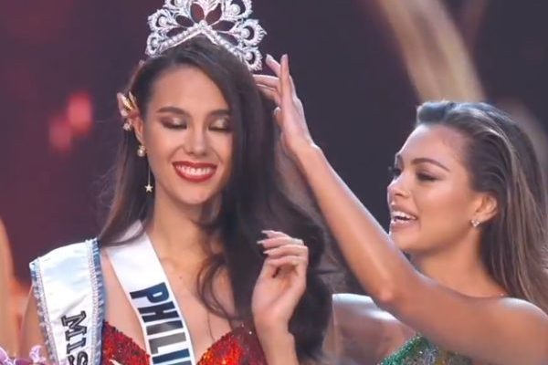 Catriona Gray, Demi-Leigh Nel-Peters