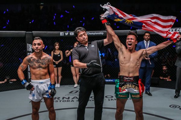 Stergos Mikkios, Atsushi Onari, Mohammed Mahmoud (© ONE Championship)
