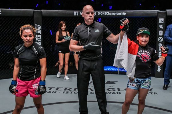 Jomary Torres, Olivier Coste, Mei Yamaguchi (© ONE Championship)