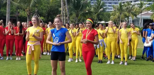 Leonie Hesselink, Marisa Butler, Vanessa Vargas