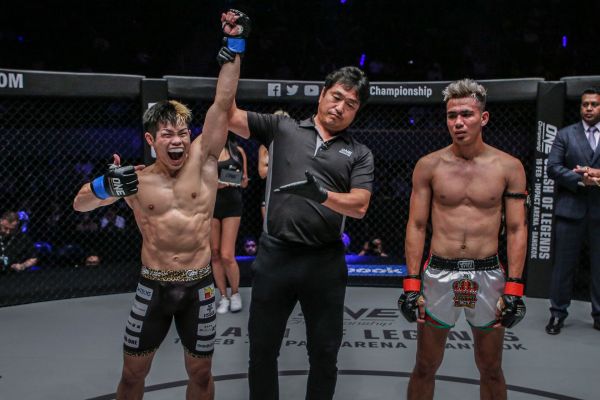 Hiroaki Suzuki, Atsushi Onari, Mohammed Bin Mahmoud (© ONE Championship)