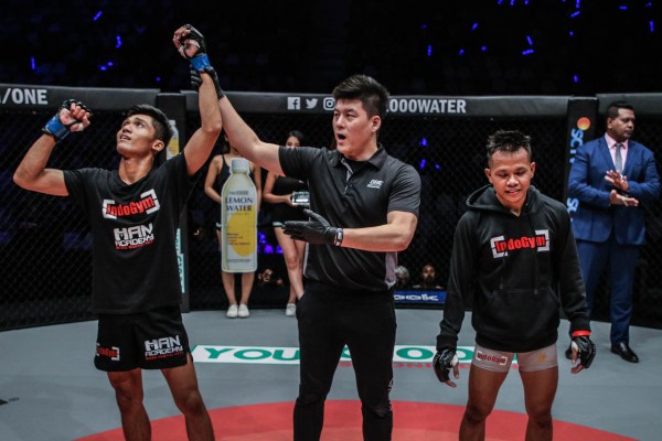 Aziz Calim, Kemp Cheng, Adi Paryanto (© ONE Championship)