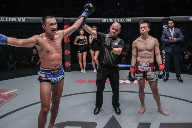 Petchmorrakot Petchyindee Academy, Elias Doliaptsis, Kenta Yamada