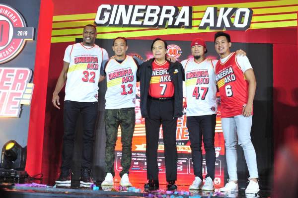  Justin Brownlee, Jayjay Helterbrand, Robert Jaworski, Sr., Mark Caguioa, Scottie Thompson
