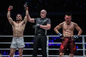 Troy Worthen, Olivier Coste, Chen Rui (© ONE Championship)