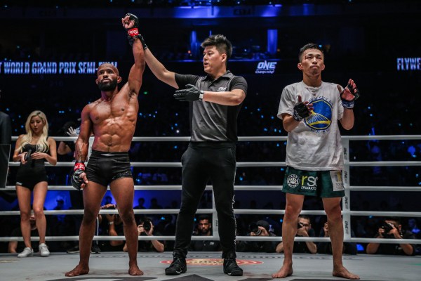 Demetrious Johnson, Kemp Cheng, Tatsumitsu Wada (©ONE Championship)