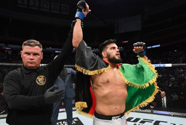 Keith Peterson, Nasrat Haqparast