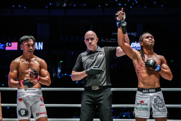 Sunoto, Olivier Coste, Muhammad Aiman (© ONE Championship)
