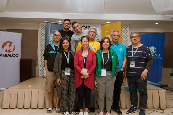 (back) Marlon Barnuevo, Davey Langit, Thyro Alfaro, Ryan Cayabyab, Jim Paredes, Jungee Marcelo (front) Yumi Lacsamana, Trina Belamide, Dinah Remolacio