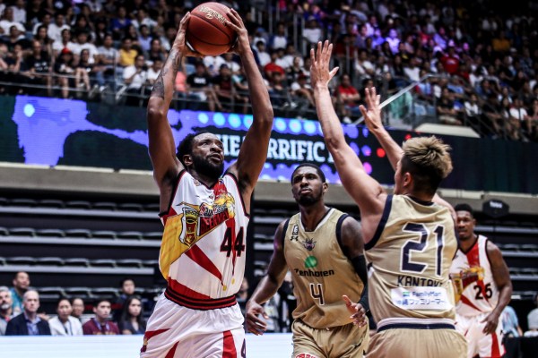 Denz Wells, De'Mon Brooks