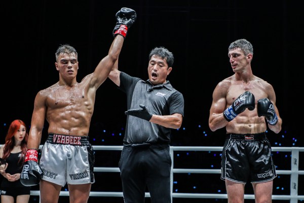 Santino Verbeek, Atsushi Onari, Juan Cervantes (©ONE Championship)