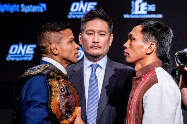 Bibiano Fernandes, Chatri Sityodtong, Kevin Belingon (©ONE Championship)