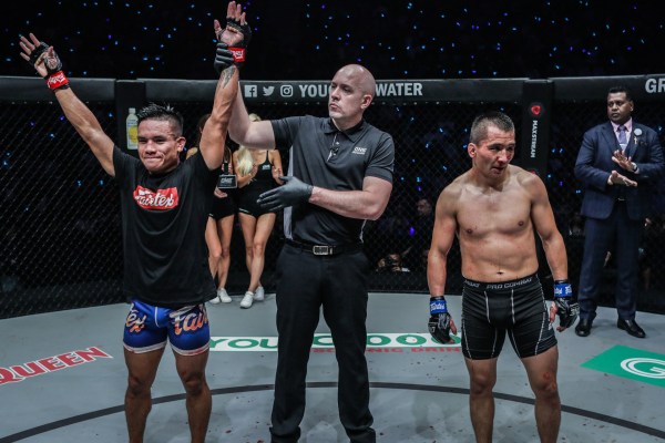 Mark Fairtex Abelardo, Olivier Coste, Ayideng Jumayi (©ONE Championship)