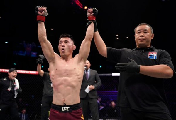 Alateng Heili, Thomas Fan