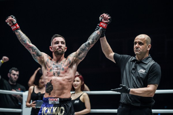 Liam Harrison, Elias Dolaptsis (©ONE Championship)