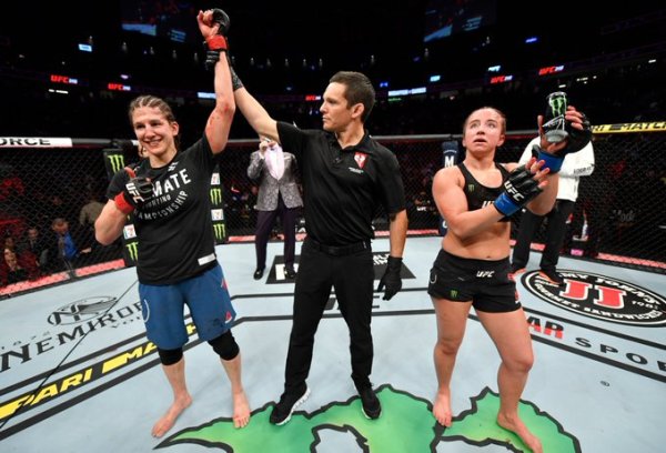 Roxanne Modafferi, Jason Herzog, Maycee Barber (©UFC)
