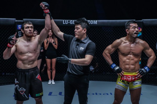 Murad Ramazanov, Kemp Cheng, Bae Myung Ho (©ONE Championship)