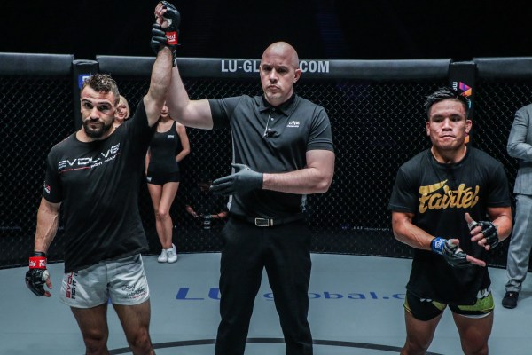 Troy Worthen, Olivier Coste, Mark Fairtex Abelardo (©ONE Championship)