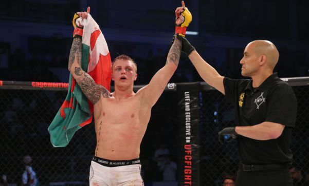 Mason Jones, Rich Mitchell (©Cage Warriors)