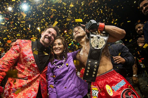 Carlos Kremer, Naty Nabehet Loman, Stephen Loman (©BRAVE Combat Federation)