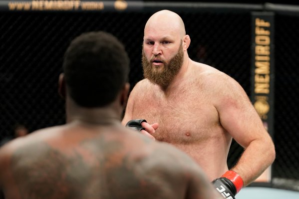 Ovince Saint Preux, Ben Rothwell (©UFC)