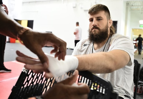 Tanner Boser (©UFC)