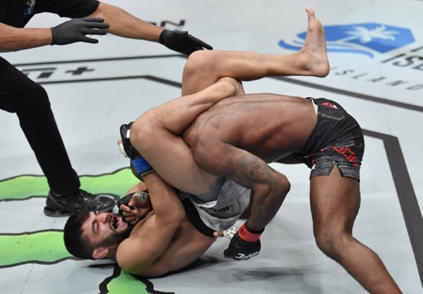 Amir Albazi, Malcolm Gordon (©UFC)