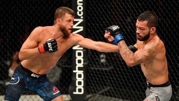 Calvin Kattar, Dan Ige (©UFC)