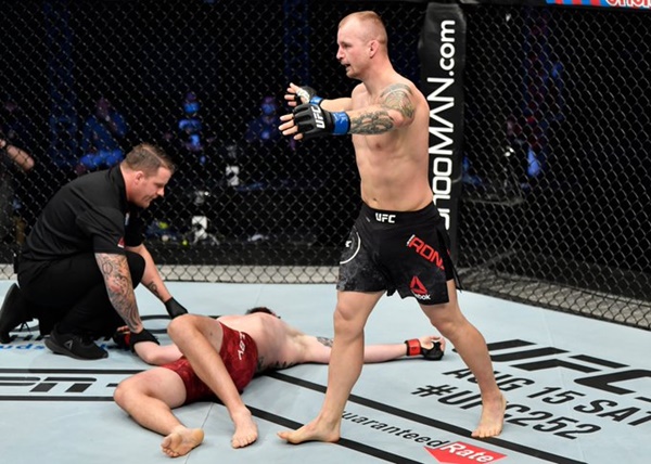 Marc Goddard, Nicolas Dalby, Jesse Ronson (©UFC)