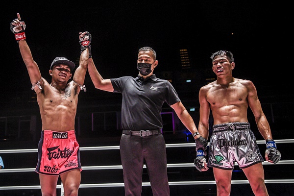 Rodtang Jitmuangnon, Petchdam Petchyindee Academy (©ONE Championship)