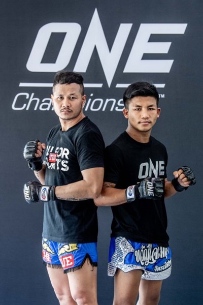 Yodsanklai IWE Fairtex, Rodtang Jitmuangnon (©ONE Championship)