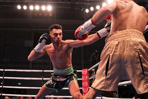 Glasgow, Scotland's Craig MacIntyre to fight Ishmael Ellis at 'MTK Fight Night' in Wakefield, England