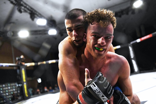 Muhammad Mokaev, Glenn McVeigh (©BRAVE CF)