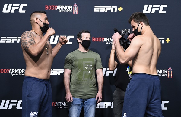 Isaac Villanueva, Sean Shelby, Jordan Wright (©UFC)