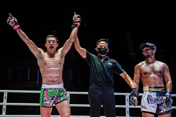 Saemapetch Fairtex, Yongsak Na Songkhla, Rodlek PK.Saenchaimuaythaigym (©ONE Championship)