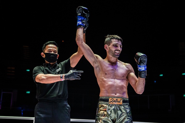 Yongsak Na Songkhla, Mehdi Zatout (©ONE Championship)
