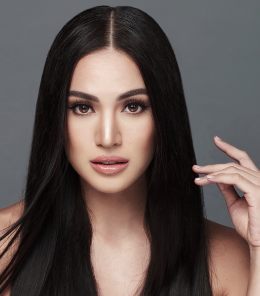 Michele Gumabao (©Miss Universe Philippines)