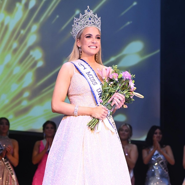 Miss Universe Iceland 2021 results: Elísabet Hulda Snorradóttir crowns Elísa Gróa Steinþórsdóttir in Reykjavik