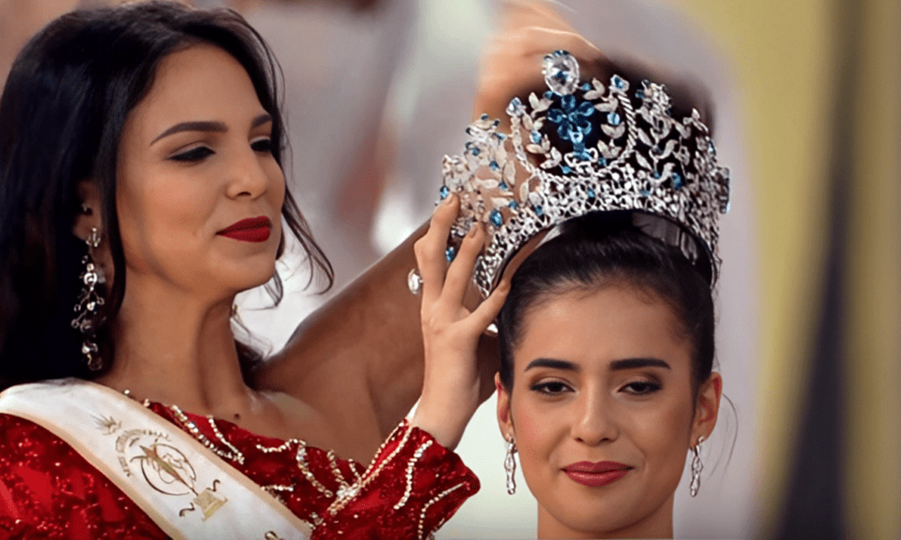 Valeria Vazquez Latorre, Anntonia Porsild