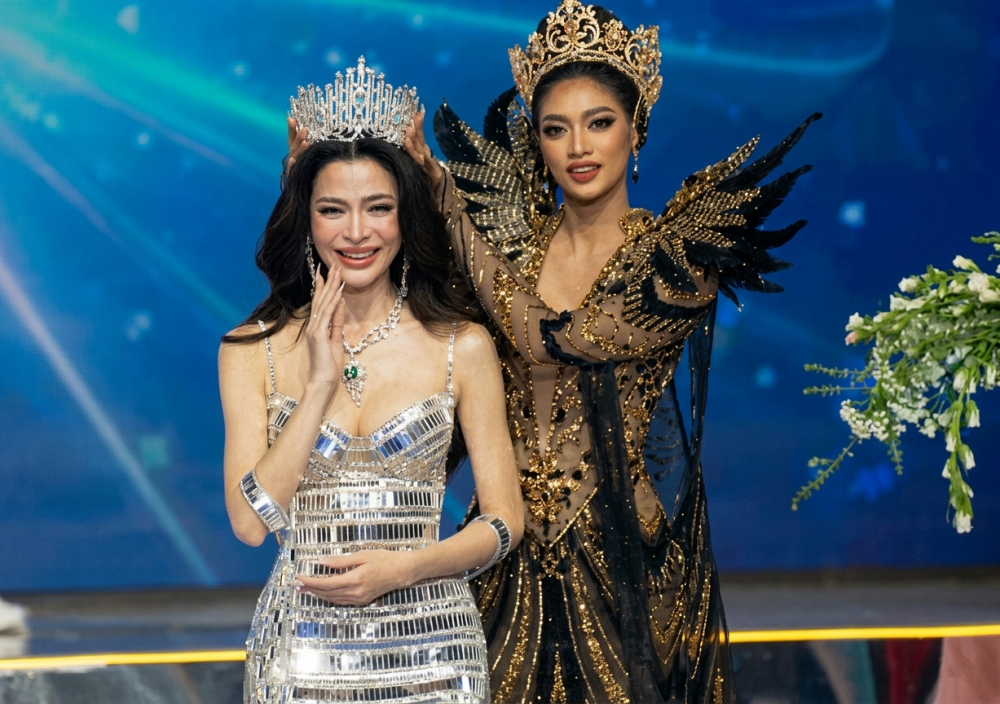 Myat Yadanar Soe, May Grace Parry
