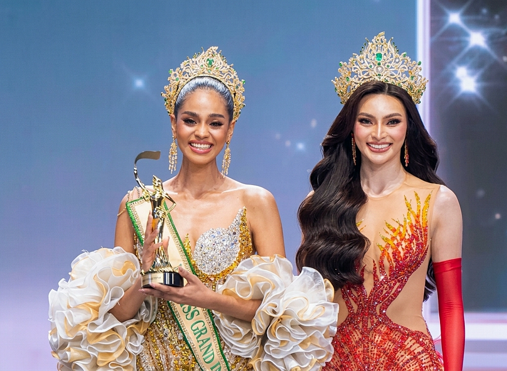 Jihan Dimack, Emma Mary Tiglao